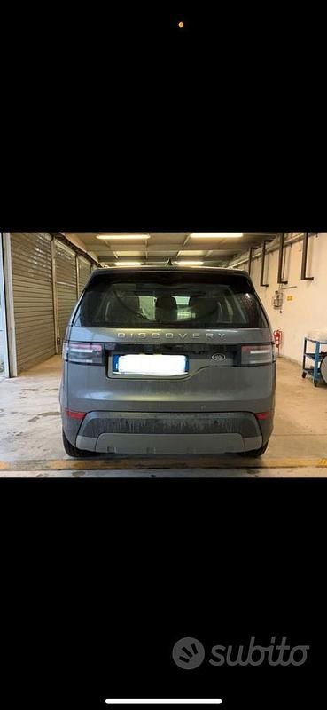 Usata Land Rover Discovery 5 241 CV (177 kW) 2019 Grigio SUV