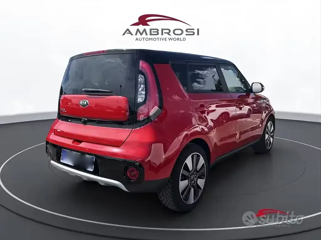 Usata Kia Soul 132 CV (97 kW) 2018 Rosso SUV