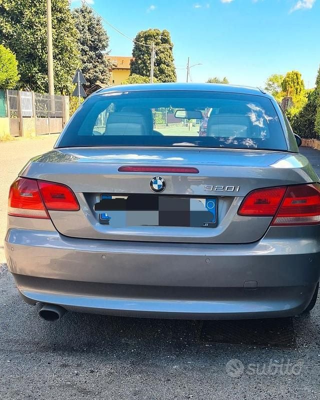 Usata BMW 320 Cabriolet 170 CV (125 kW) 2007 Grigio Cabrio