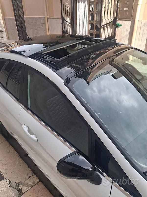 Usata Ford Fiesta Vignale 85 CV (62 kW) 2019 Bianco Utilitaria