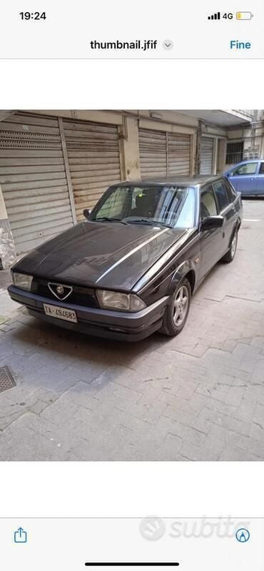 Usata Alfa Romeo 75 120 CV (88 kW) 1992 Grigio Berlina