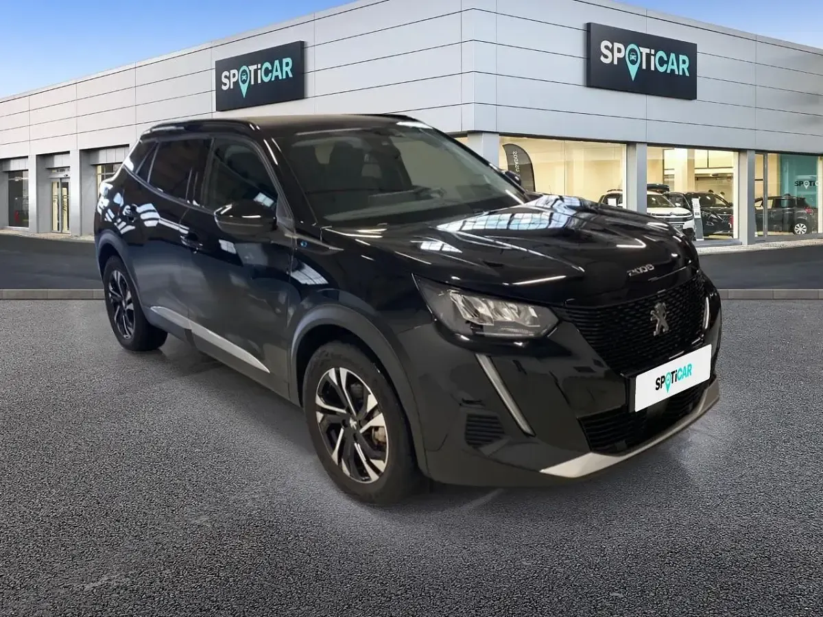 Usata Peugeot e-2008 Allure 100 kW (136 CV) 2022 Nero SUV