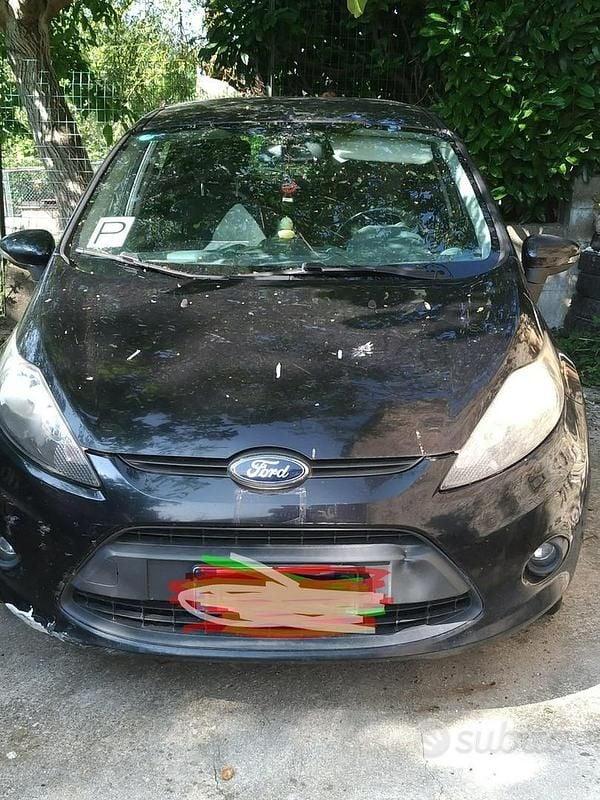 Usata Ford Fiesta 82 CV (60 kW) 2008 Nero Utilitaria