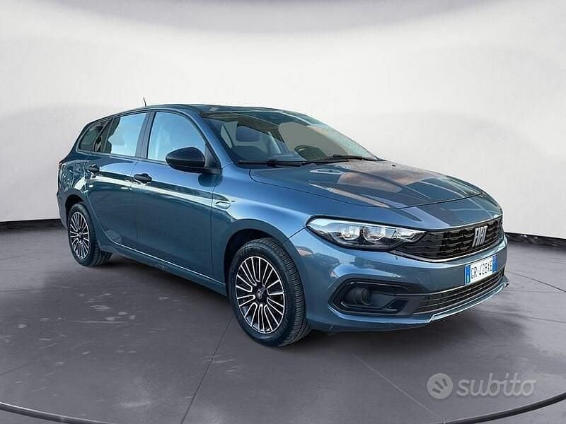 Usata Fiat Tipo 131 CV (96 kW) 2023 Blu/azzurro Station wagon
