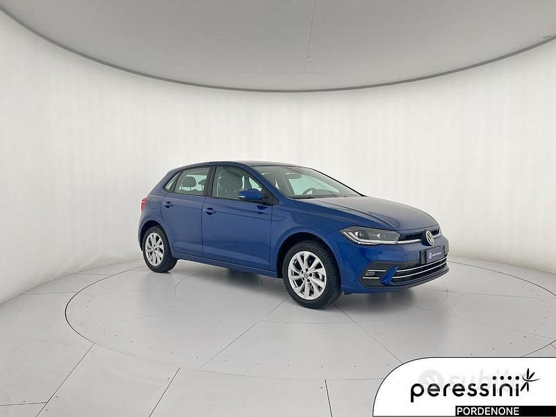 Usata VW Polo Style 95 CV (69 kW) 2024 Blu Utilitaria