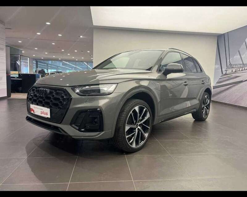 Grigio Usata 2024 Audi Q5 Ambiente SUV | 46.900 € (Buon prezzo) - Immagine 1/4