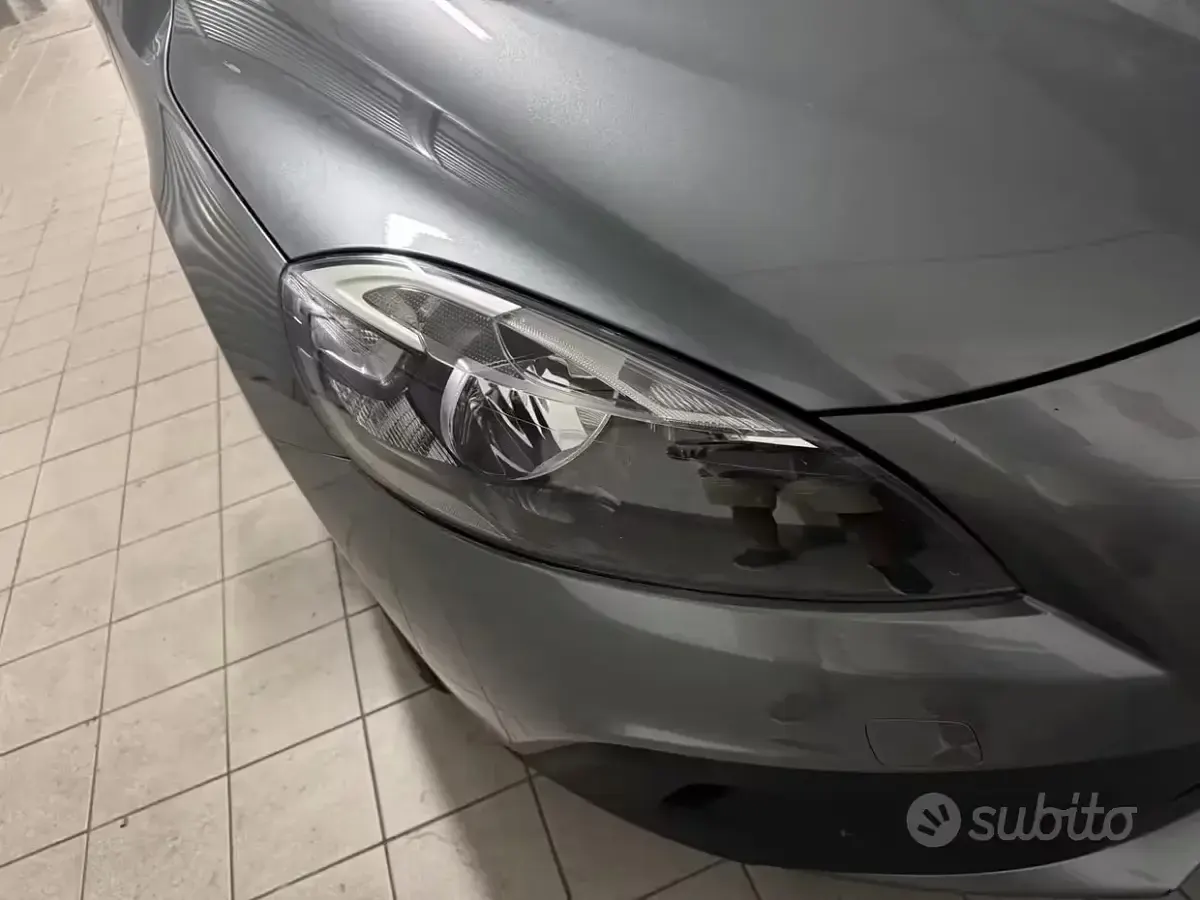 Usata Volvo V40 CC 115 CV (84 kW) 2014 Grigio Station wagon