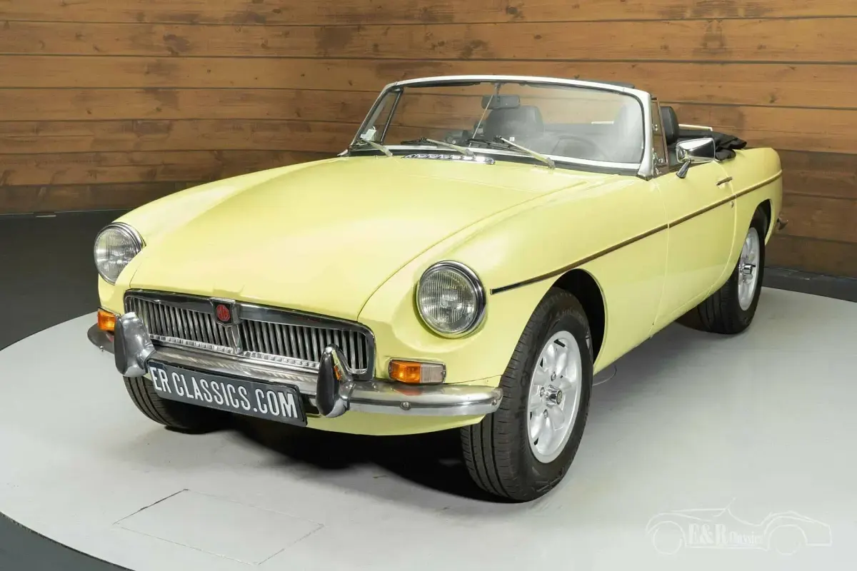 Usata MG B 95 CV (69 kW) 1977 Giallo Cabrio