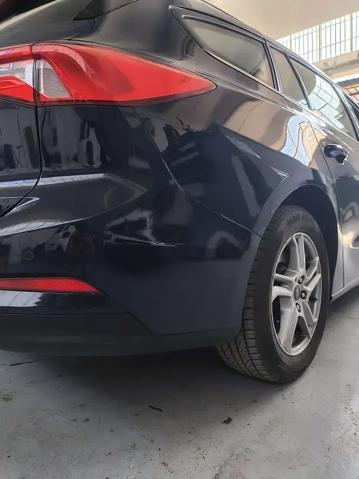 Usata Ford Focus Business Edition 120 CV (88 kW) 2018 Blu/azzurro Station wagon