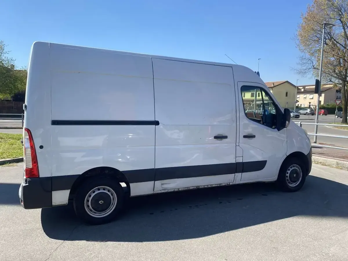 Usata Renault Master 125 CV (91 kW) 2016 Bianco Furgone