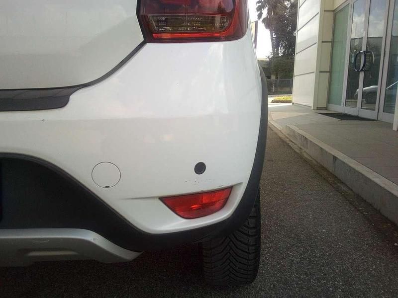 Usata Dacia Sandero Stepway 90 CV (66 kW) 2018 Bianco Berlina