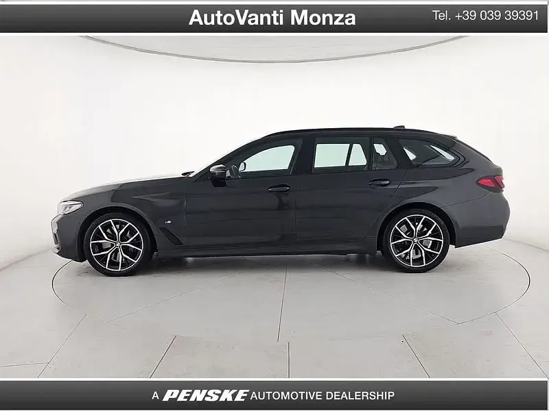 Usata BMW 540 M Sport 333 CV (244 kW) 2022 Grigio Station wagon