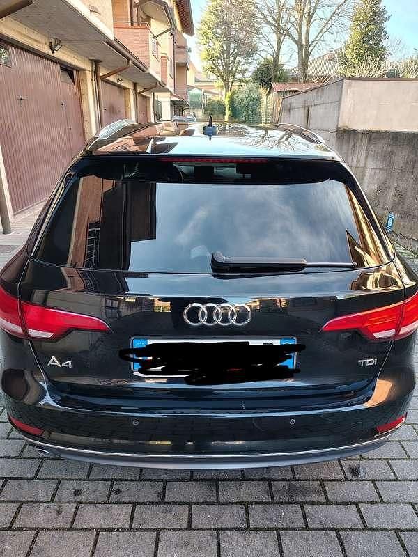 Usata Audi A4 Business 150 CV (110 kW) 2016 Nero Station wagon