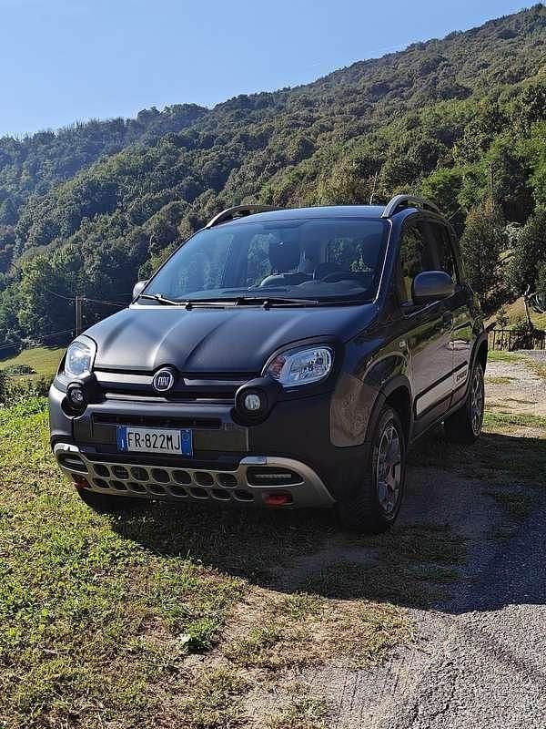 Grigio Usata 2018 Fiat Panda Cross Cross Due volumi | 10.900 € (Ottimo prezzo) - Immagine 1/4