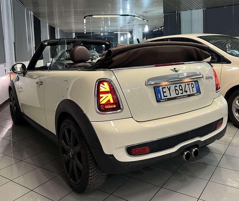 Usata Mini Cooper S Cabriolet 174 CV (127 kW) 2011 Beige Cabrio