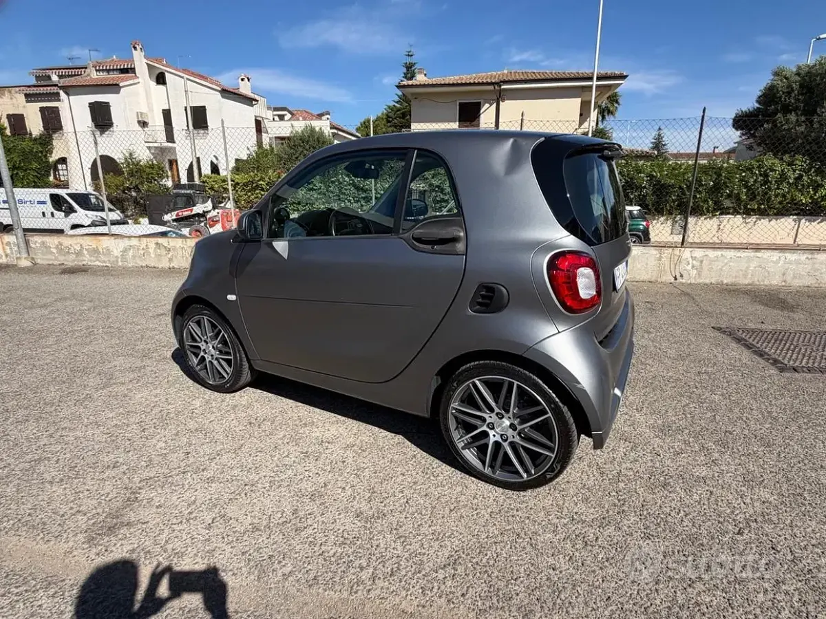Usata Smart ForTwo Coupé Brabus 109 CV (80 kW) 2018 Grigio Coupé