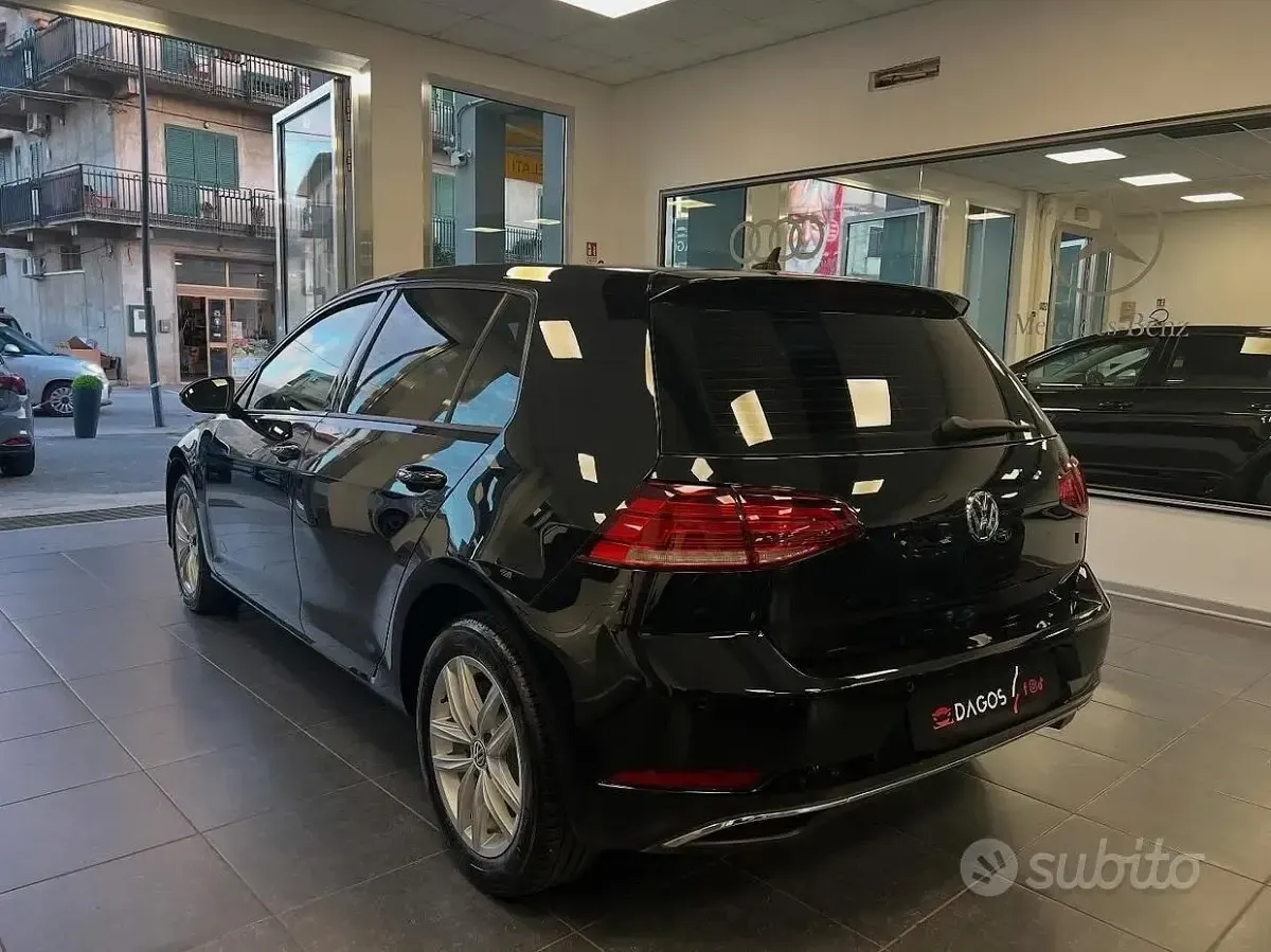 Usata VW Golf VII Business 116 CV (85 kW) 2019 Nero Berlina