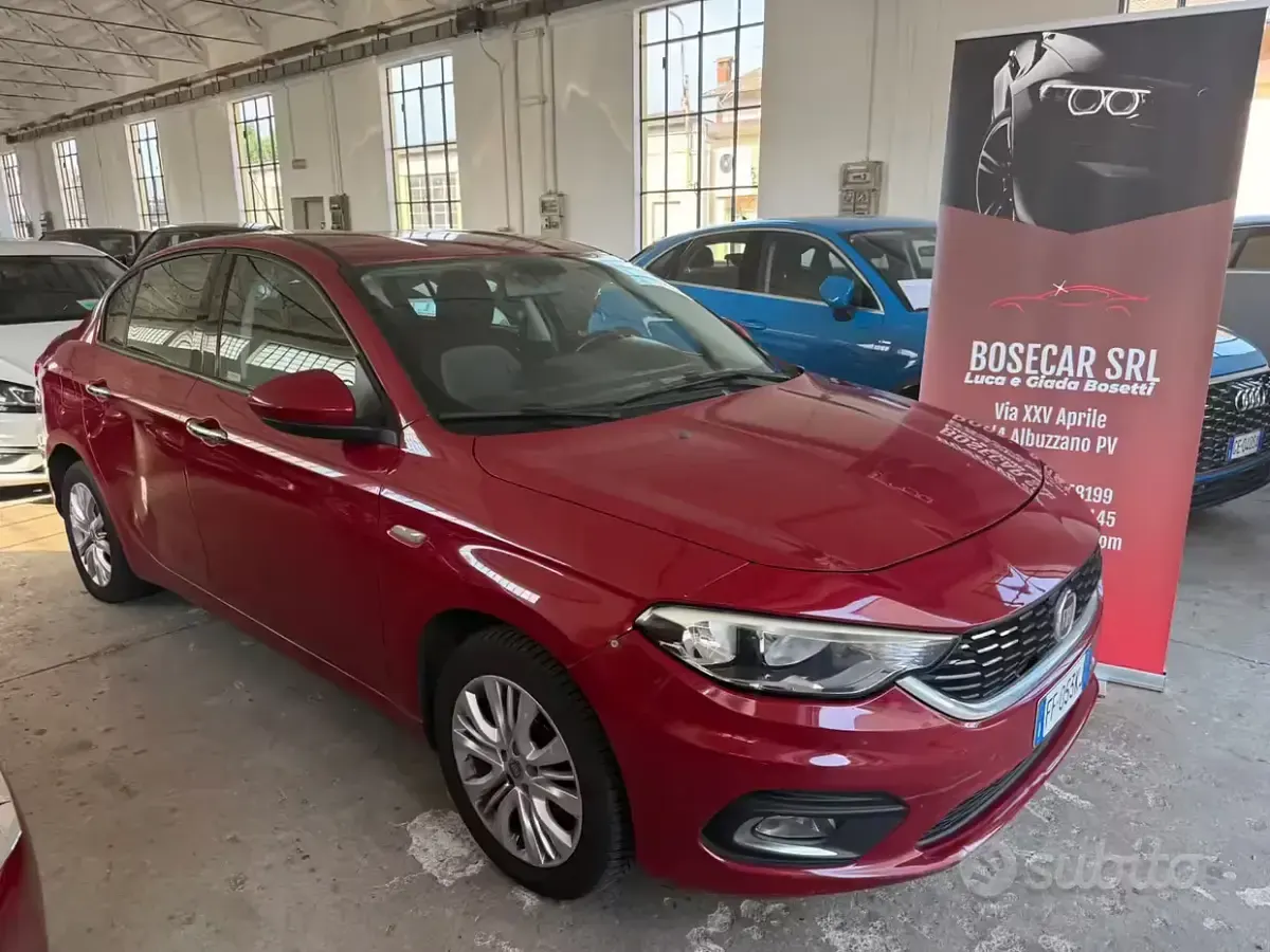 Usata Fiat Tipo Easy 95 CV (69 kW) 2016 Berlina