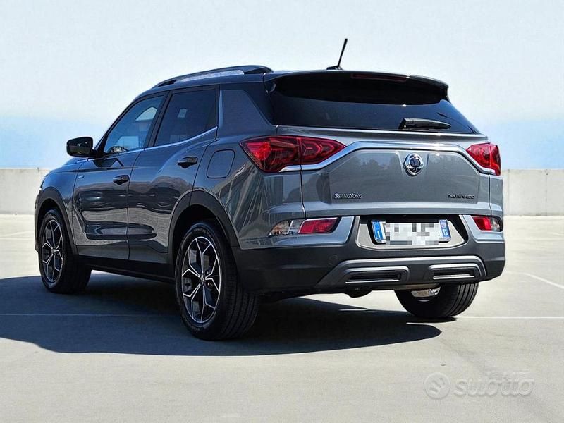 Usata SsangYong Korando 136 CV (100 kW) 2020 Grigio SUV