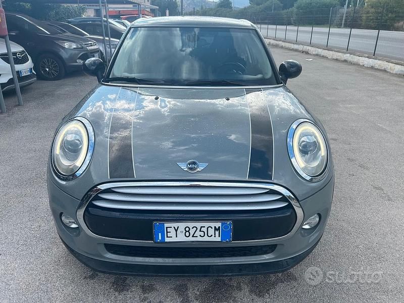 Usata Mini Cooper D 115 CV (84 kW) 2015 Grigio Utilitaria