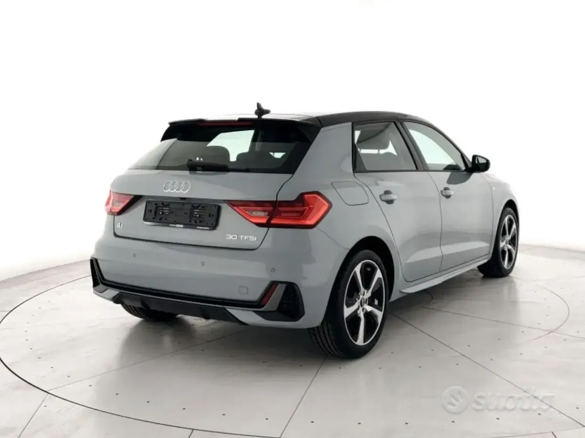 Nuova Audi A1 Sportback S-Line 116 CV (85 kW) 2026 Grigio Utilitaria