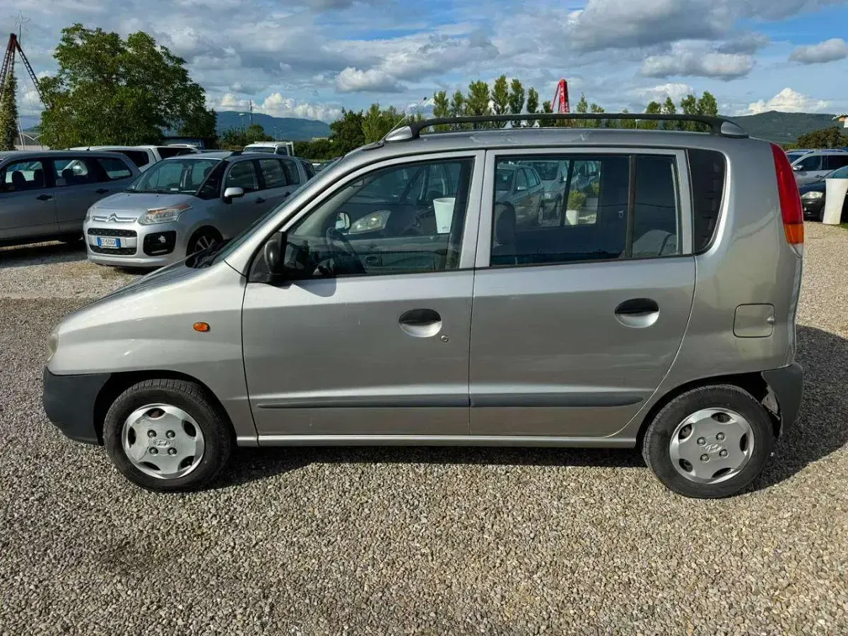 Usata Hyundai Atos 54 CV (39 kW) 1999 Argento Utilitaria