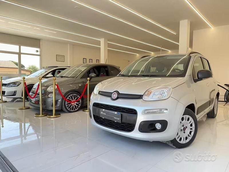 Usata Fiat Panda Lounge 69 CV (50 kW) 2014 Grigio Utilitaria