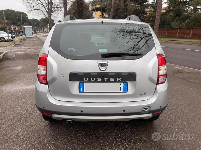 Usata Dacia Duster 110 CV (80 kW) 2016 Grigio SUV