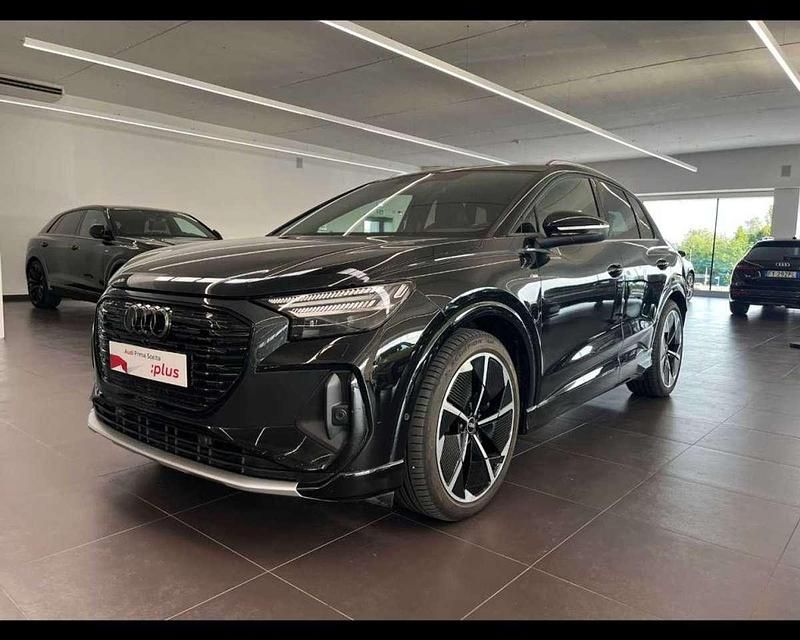 Nero Usata 2023 Audi Q4 e-tron S-Line SUV | 45.900 € (Cara) - Immagine 1/4