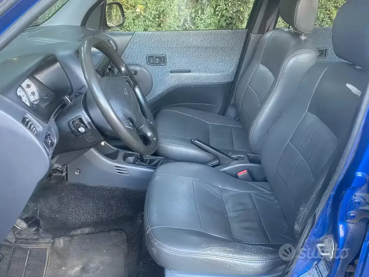 Usata Daihatsu Terios 86 CV (63 kW) 2001 SUV