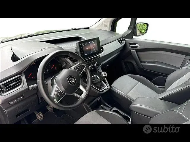 Usata Renault Kangoo Equilibre 102 CV (75 kW) 2023 Bianco Monovolume