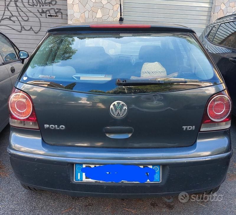Usata VW Polo Comfortline 69 CV (50 kW) 2007 Grigio Berlina