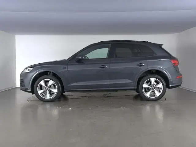 Usata Audi Q5 S-line plus 204 CV (150 kW) 2020 Grigio manhattan metallizzato SUV