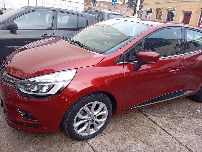 Usata Renault Clio IV 118 CV (86 kW) 2017 Utilitaria