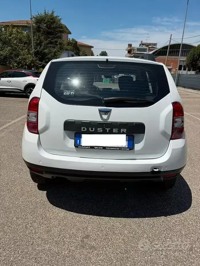 Usata Dacia Duster 109 CV (80 kW) 2017 Bianco SUV