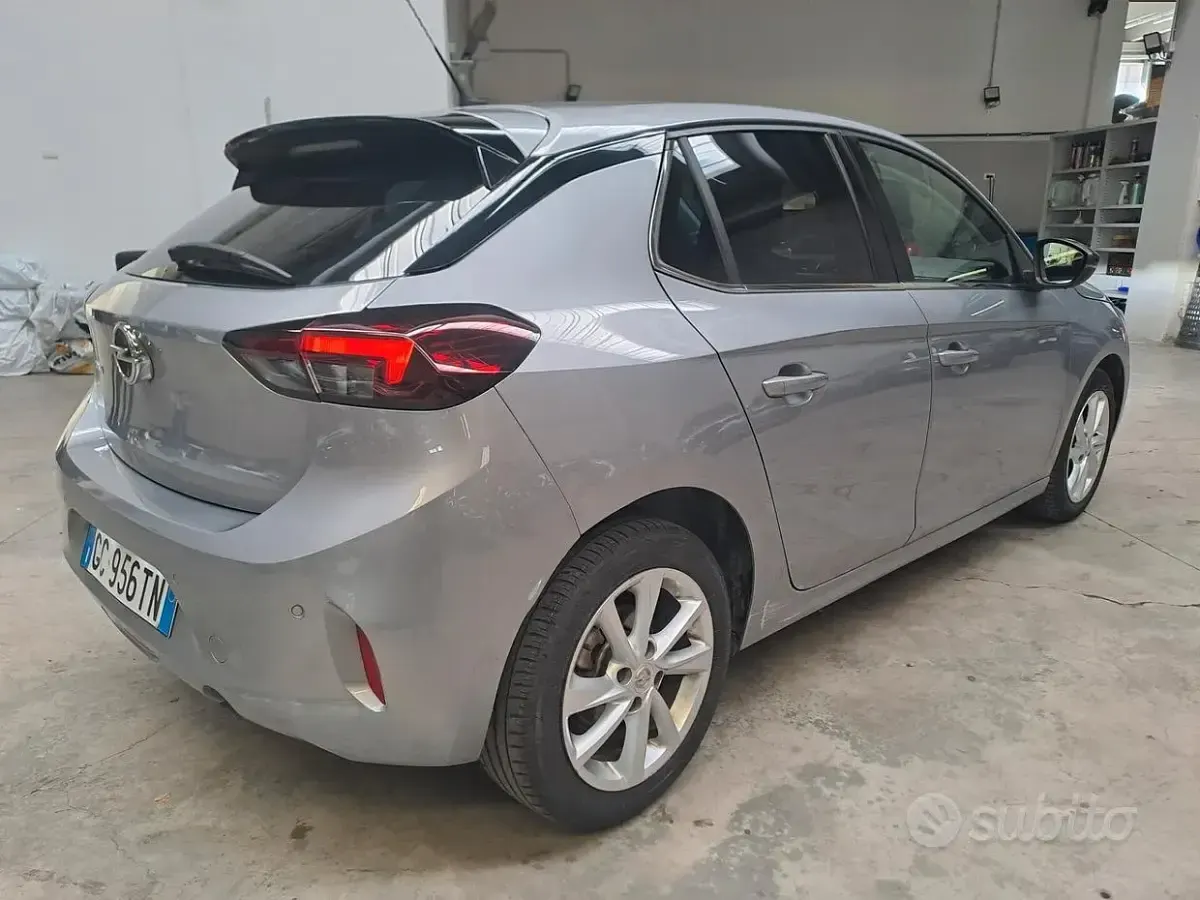 Usata Opel Corsa 101 CV (74 kW) 2021 Grigio Utilitaria