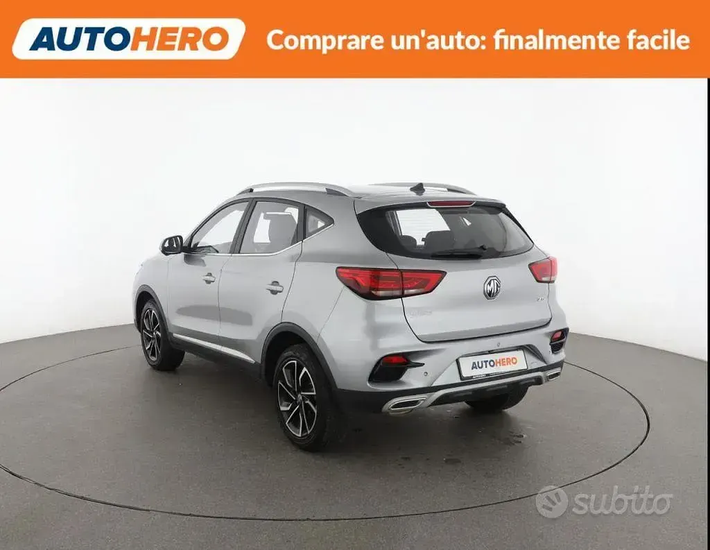 Usata MG ZS 106 CV (77 kW) 2023 Grigio SUV
