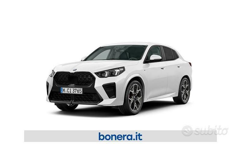 Bianco Nuova 2025 BMW X2 M Sport SUV | 54.800 € (Buon prezzo) - Immagine 1/4
