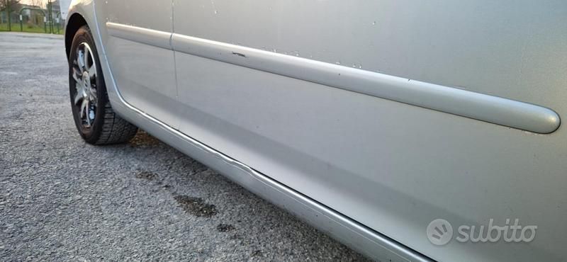 Usata VW Golf IV Comfortline 116 CV (85 kW) 2005 Grigio Berlina