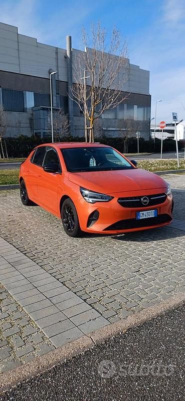 Usata Opel Corsa Edition 75 CV (55 kW) 2023 Arancione Berlina