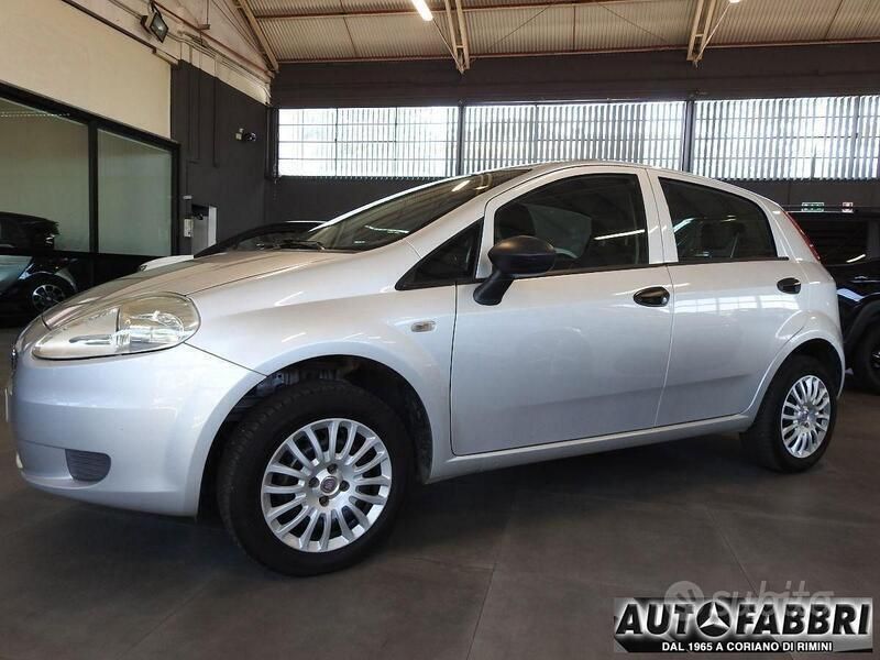 Usata Fiat Punto Evo Active 77 CV (56 kW) 2010 Grigio(met.) Utilitaria