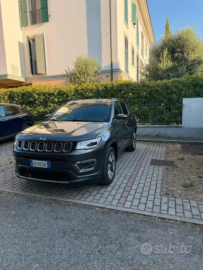Usata Jeep Compass 120 CV (88 kW) 2020 Grigio SUV