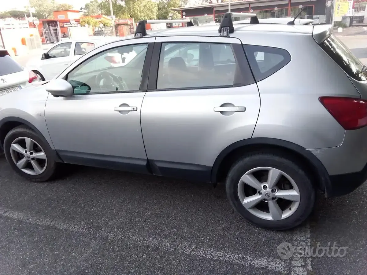 Usata Nissan Qashqai 150 CV (110 kW) 2009 Grigio SUV