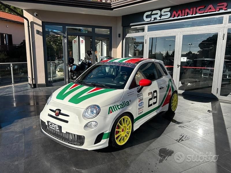 Usata Abarth 500 286 CV (210 kW) 2009 Bianco Berlina