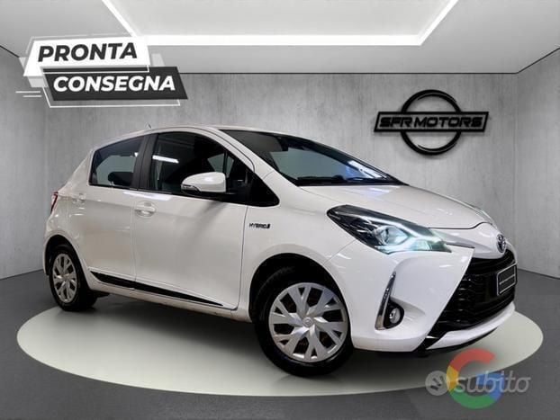 Usata 2018 Toyota Yaris Active Tre volumi | 9900 € (Ottimo prezzo) - Immagine 1/4