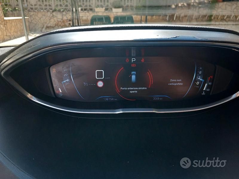 Usata Peugeot 3008 120 CV (88 kW) 2018 Grigio SUV