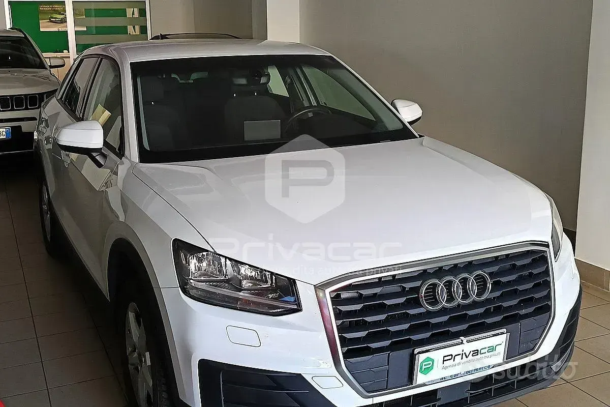 Usata Audi Q2 Business 116 CV (85 kW) 2019 Bianco SUV