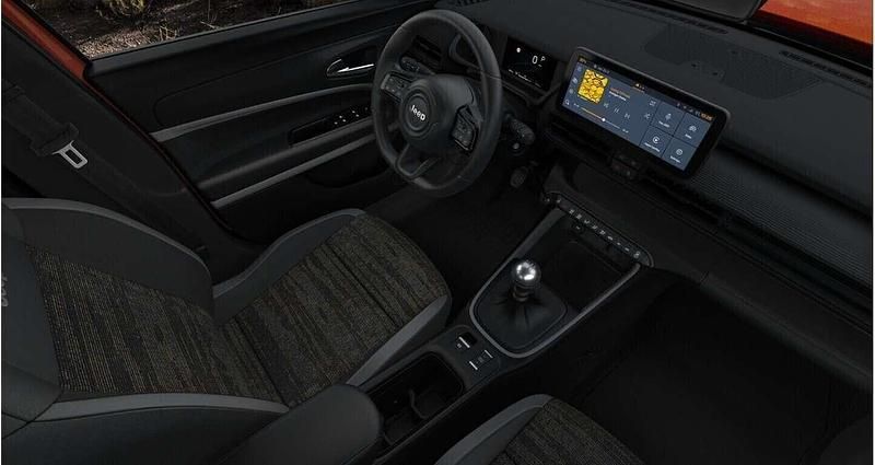 Nuova Jeep Avenger Longitude 101 CV (74 kW) 2025 Rosso SUV