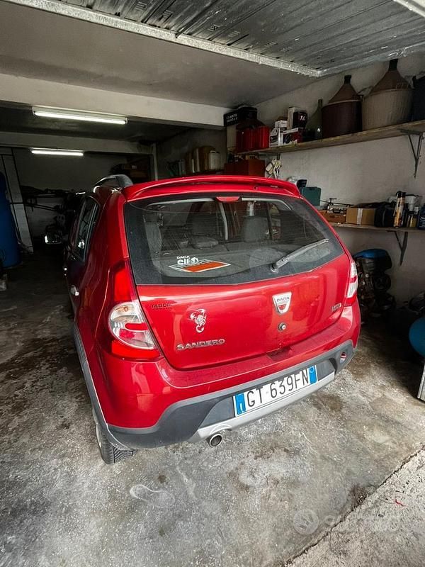 Usata Dacia Sandero 85 CV (62 kW) 2011 Berlina