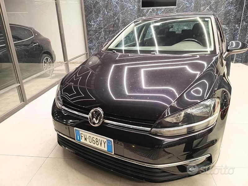 Usata VW Golf VII Trendline 116 CV (85 kW) 2019 Nero Berlina